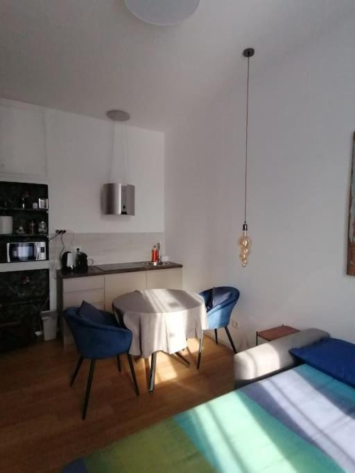 New Cozy 7 Metro Stops To Duomo! Apartamento Milán